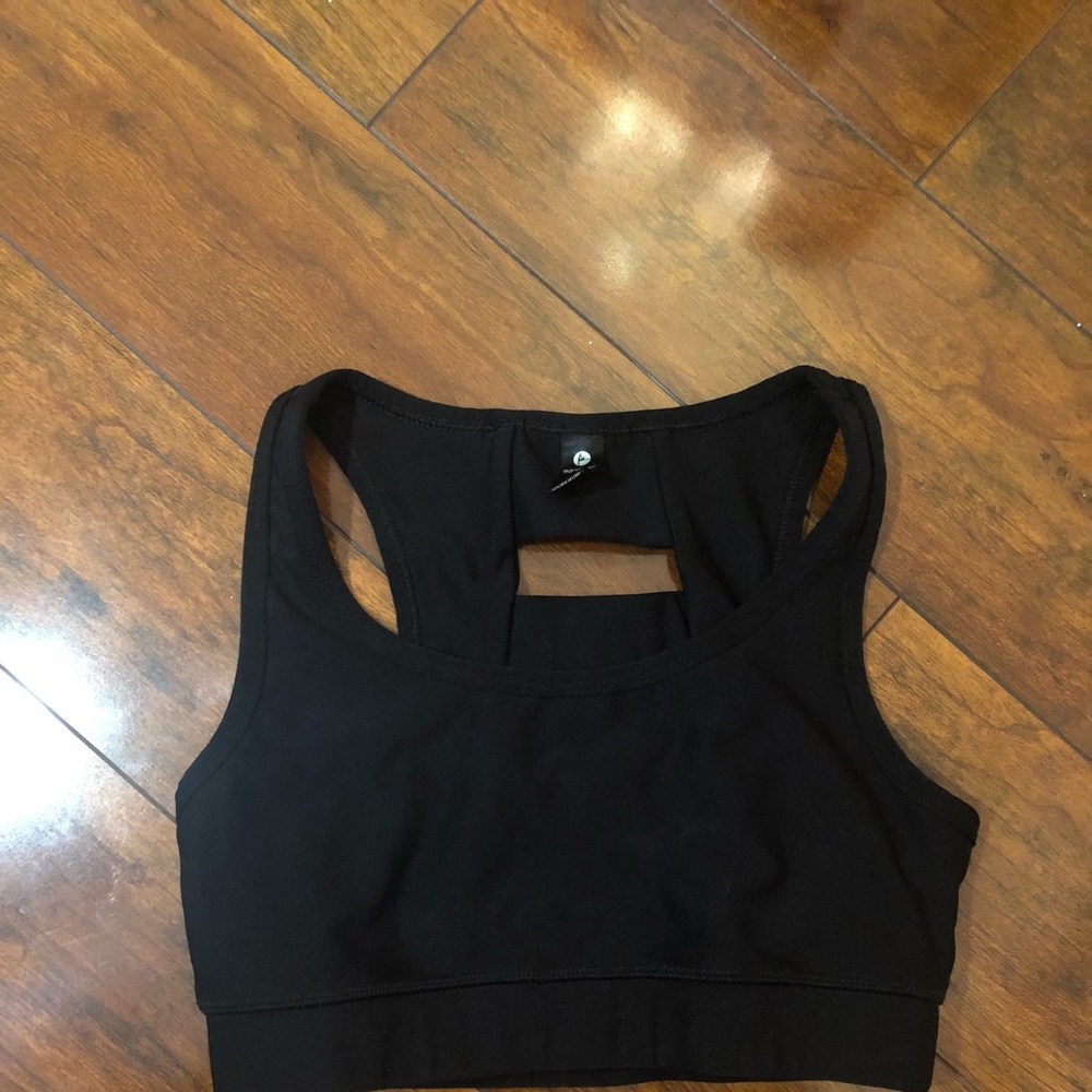 Black Sports Bra 90°